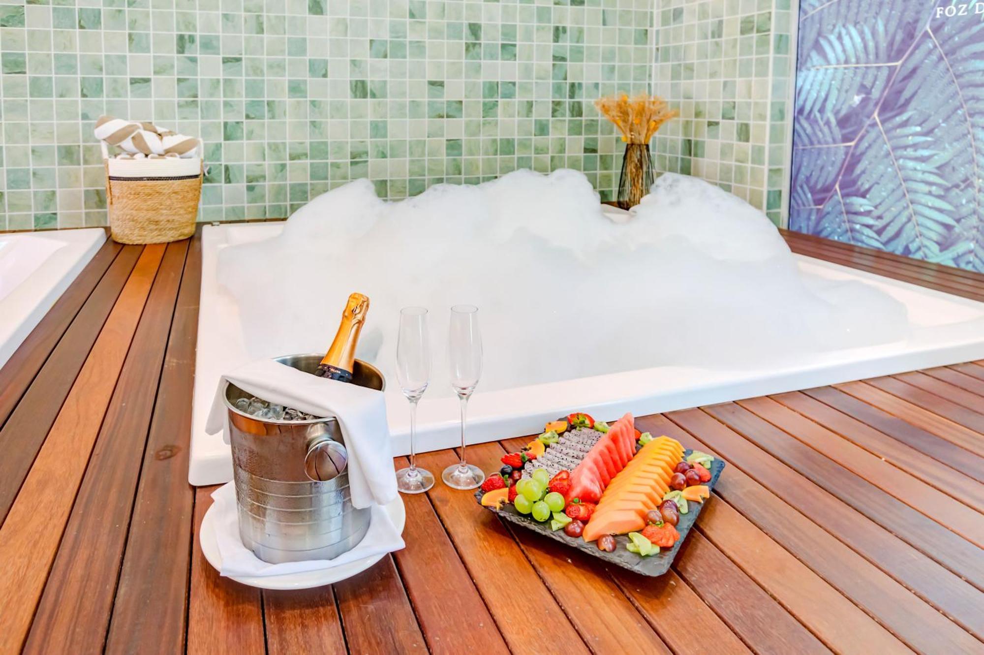 Doubletree By Hilton - Resort - Foz Do Iguacu Luaran gambar A bubble bath