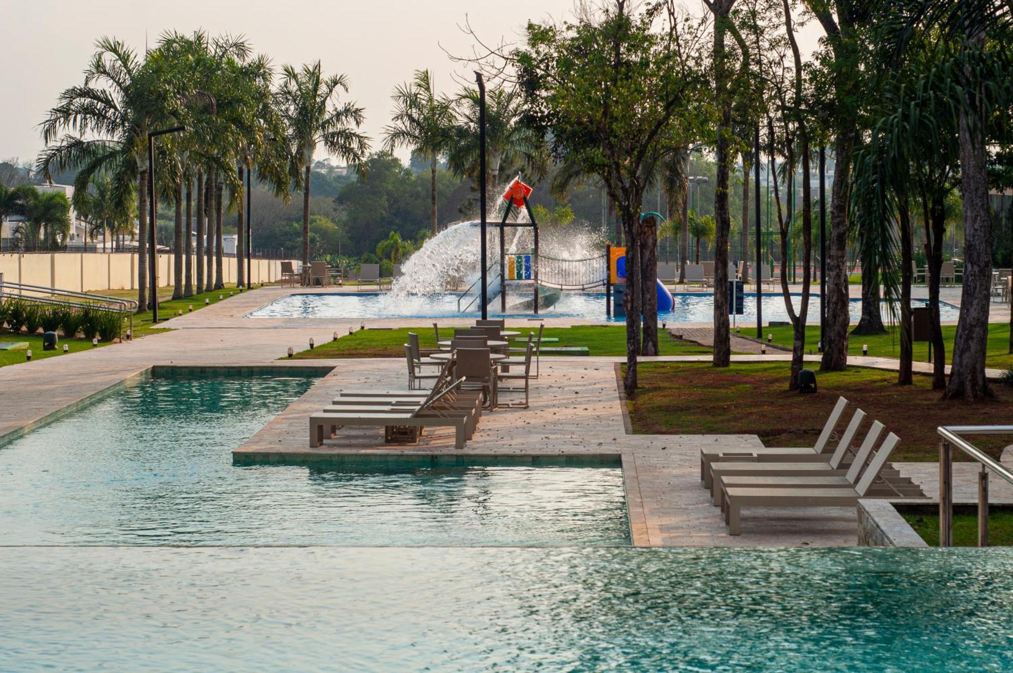 Doubletree By Hilton - Resort - Foz Do Iguacu Luaran gambar The pool at the resort